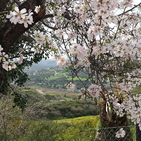 Pervolaris 2 Ferienhaus *