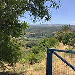 Pervolaris 2 Holiday home Goudhi