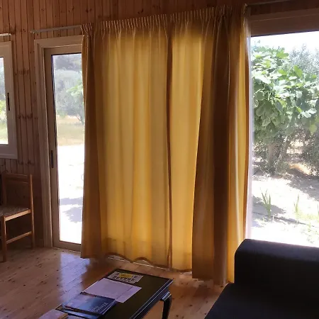 Pervolaris 2 * Goudhi