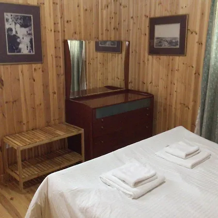 Pervolaris 2 * Goudhi