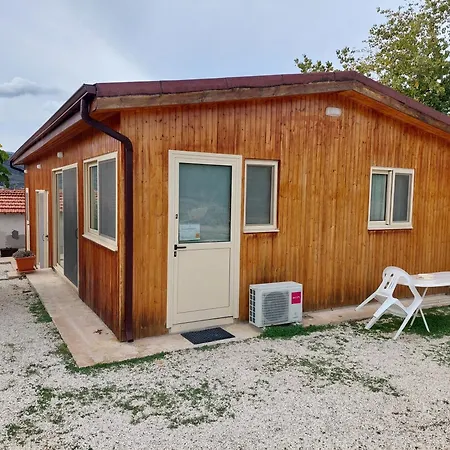 Semesterbostad Pervolaris 2