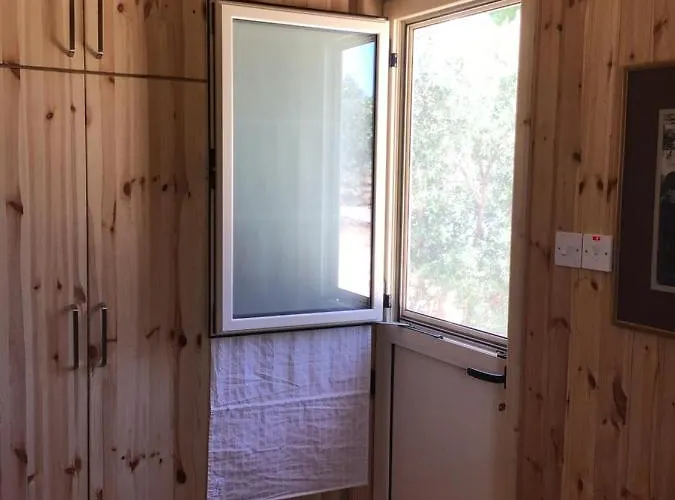 Pervolaris 2 * Goudhi