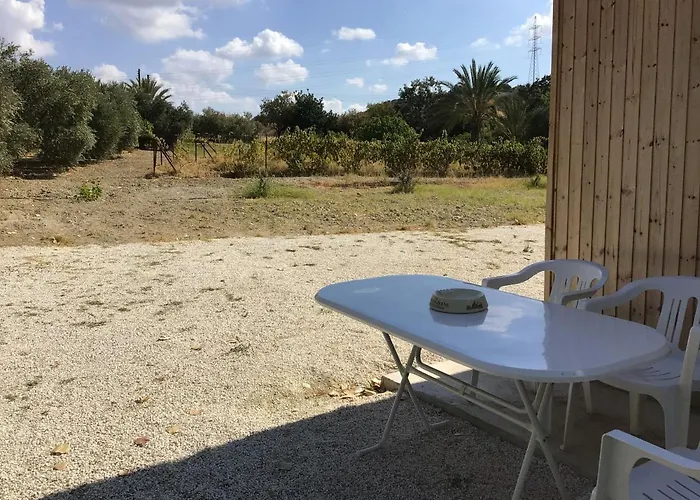 Semesterbostad Pervolaris 2 Goudhi