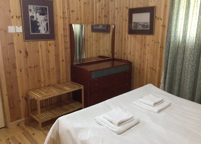 Pervolaris 2 * Goudhi