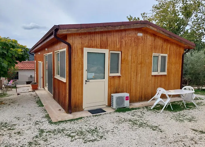 Semesterbostad Pervolaris 2